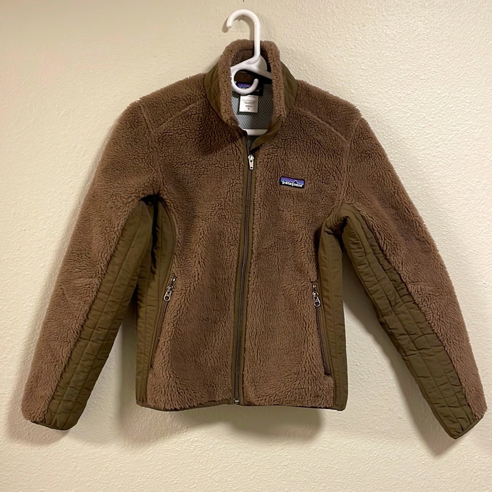 Patagonia synchilla fleece jacket - Small - Gently Worn